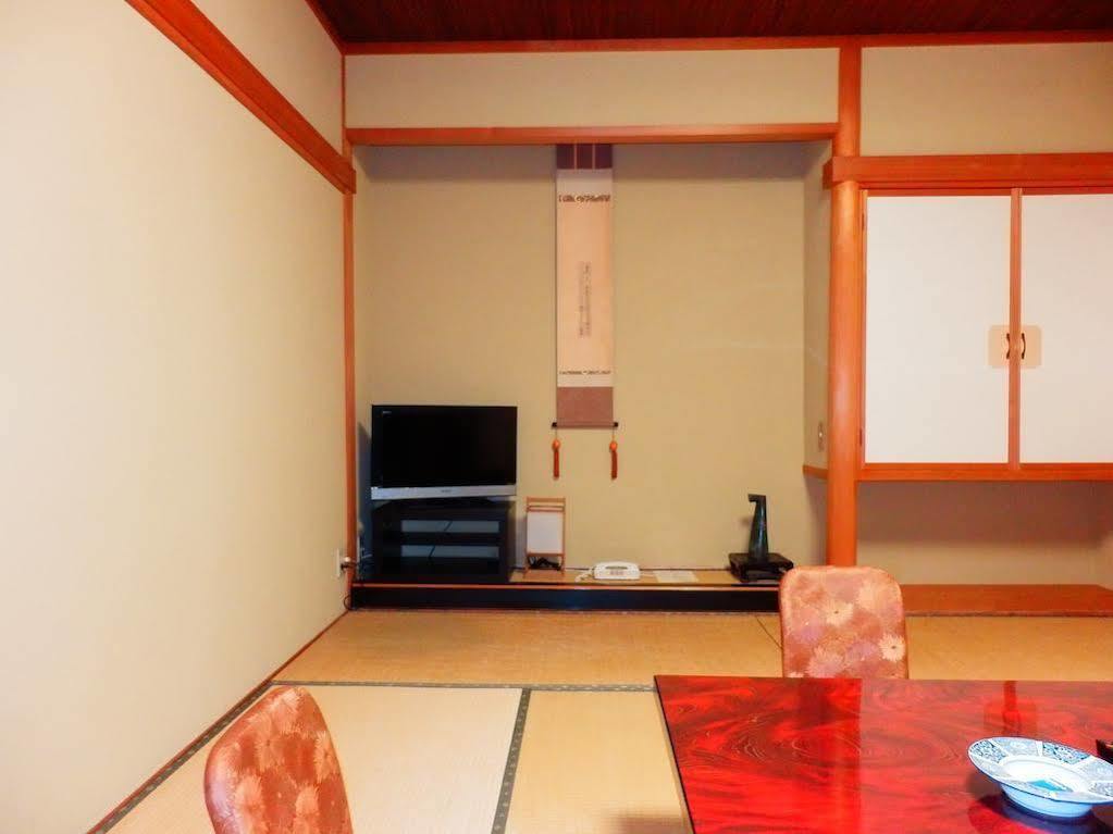 Nakayasu Ryokan Kanazawa Exterior photo